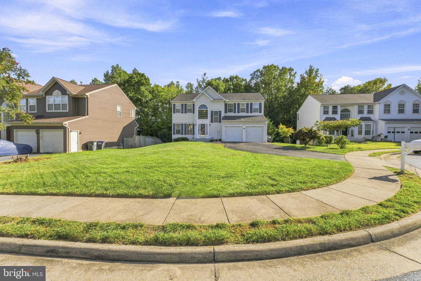 27 Watermill Ct Property Photo 2