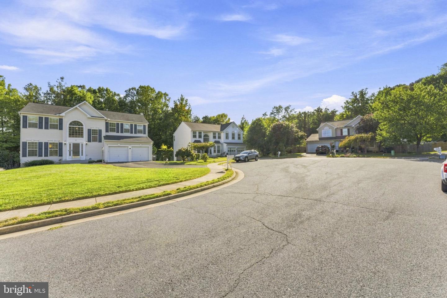 27 Watermill Ct Property Photo 6