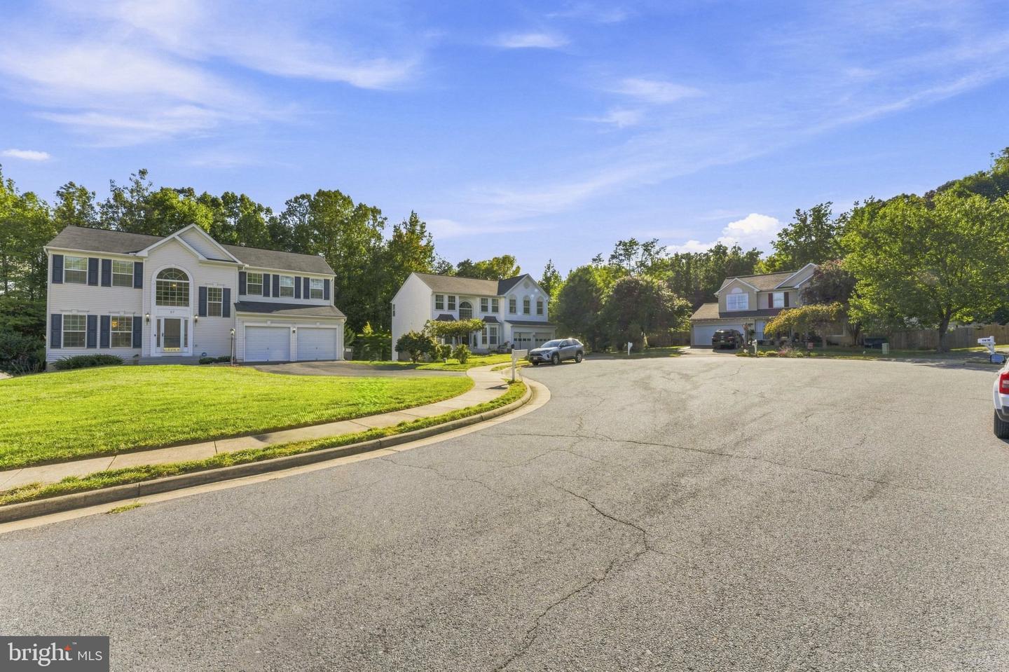 27 Watermill Ct Property Photo 10