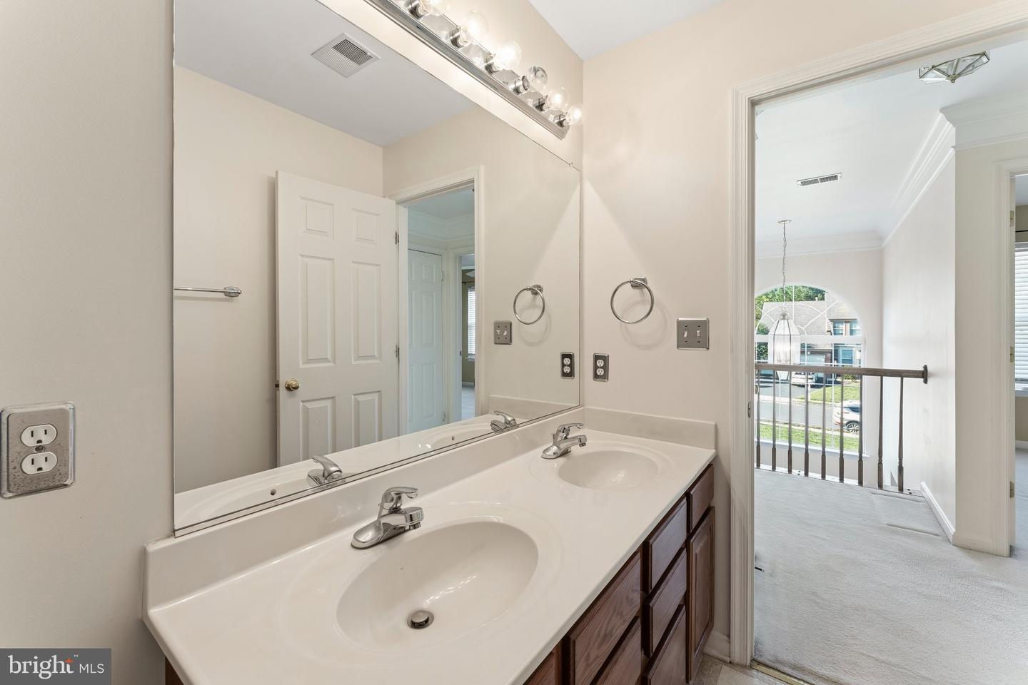 27 Watermill Ct Property Photo 43