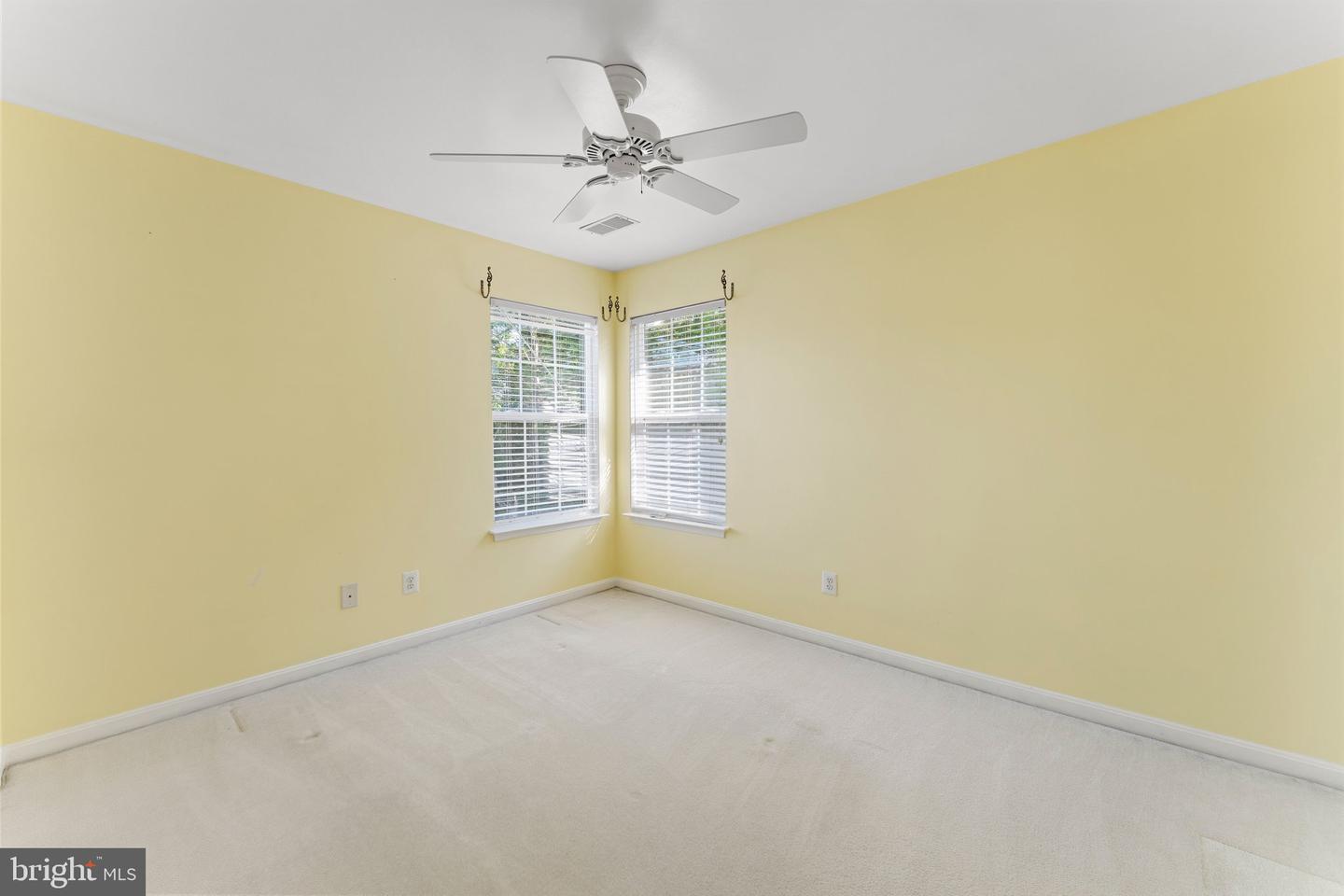 27 Watermill Ct Property Photo 44