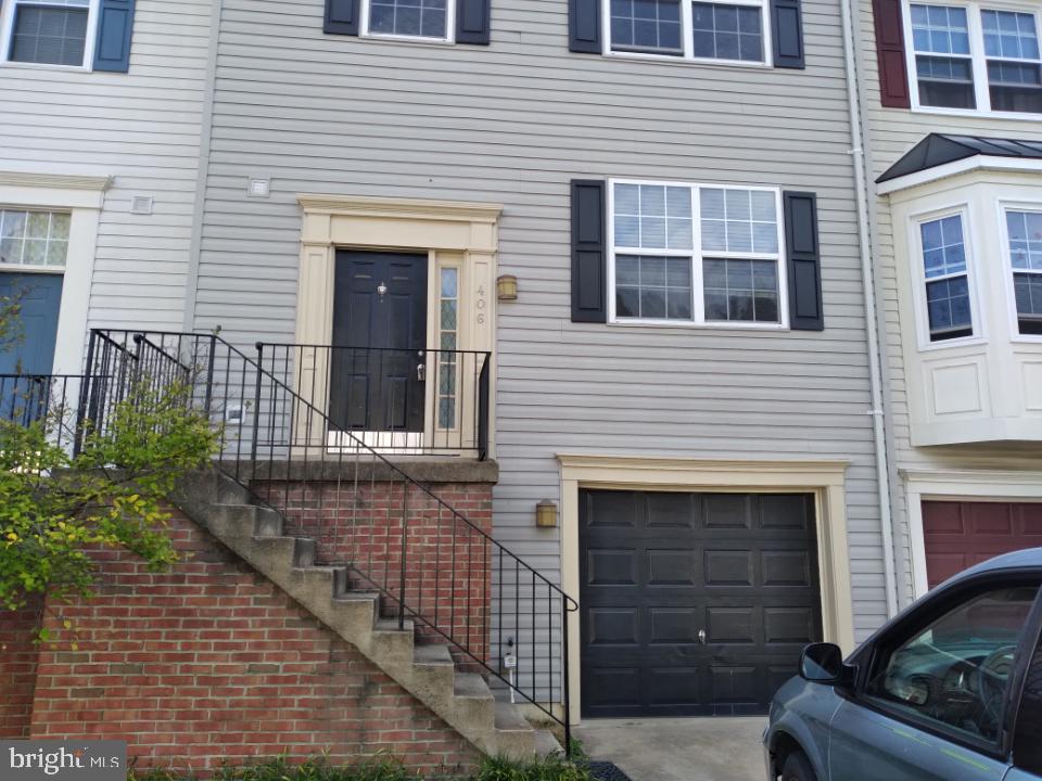 406 Park Cove Dr Property Photo 2