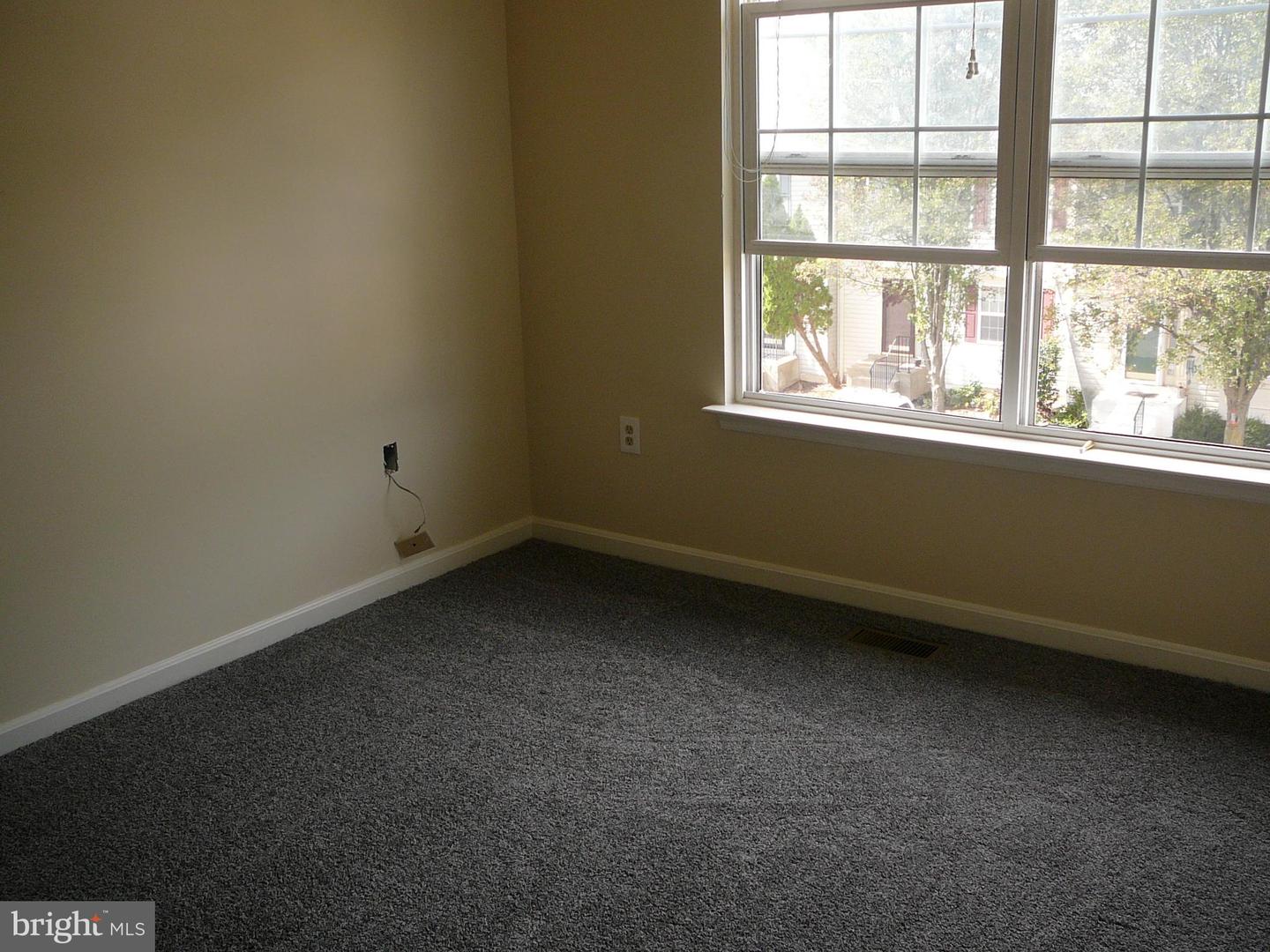 406 Park Cove Dr Property Photo 8