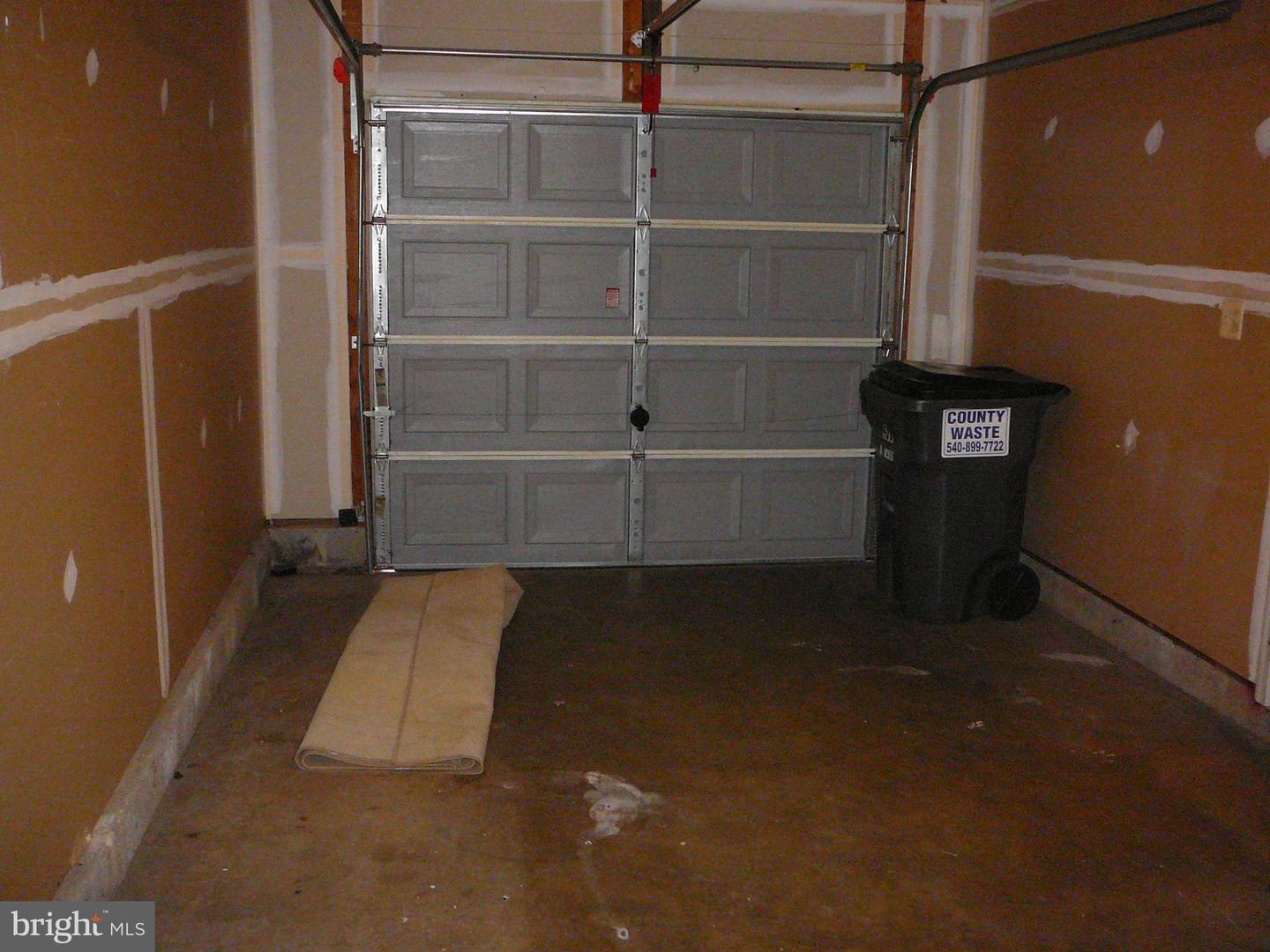 406 Park Cove Dr Property Photo 17