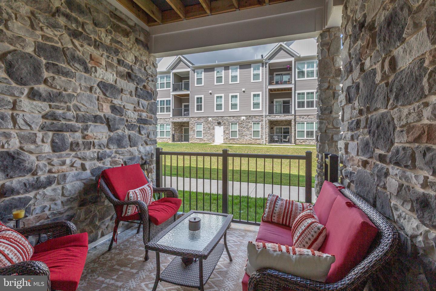 19 Artemisia Way Way #101 Property Photo 1