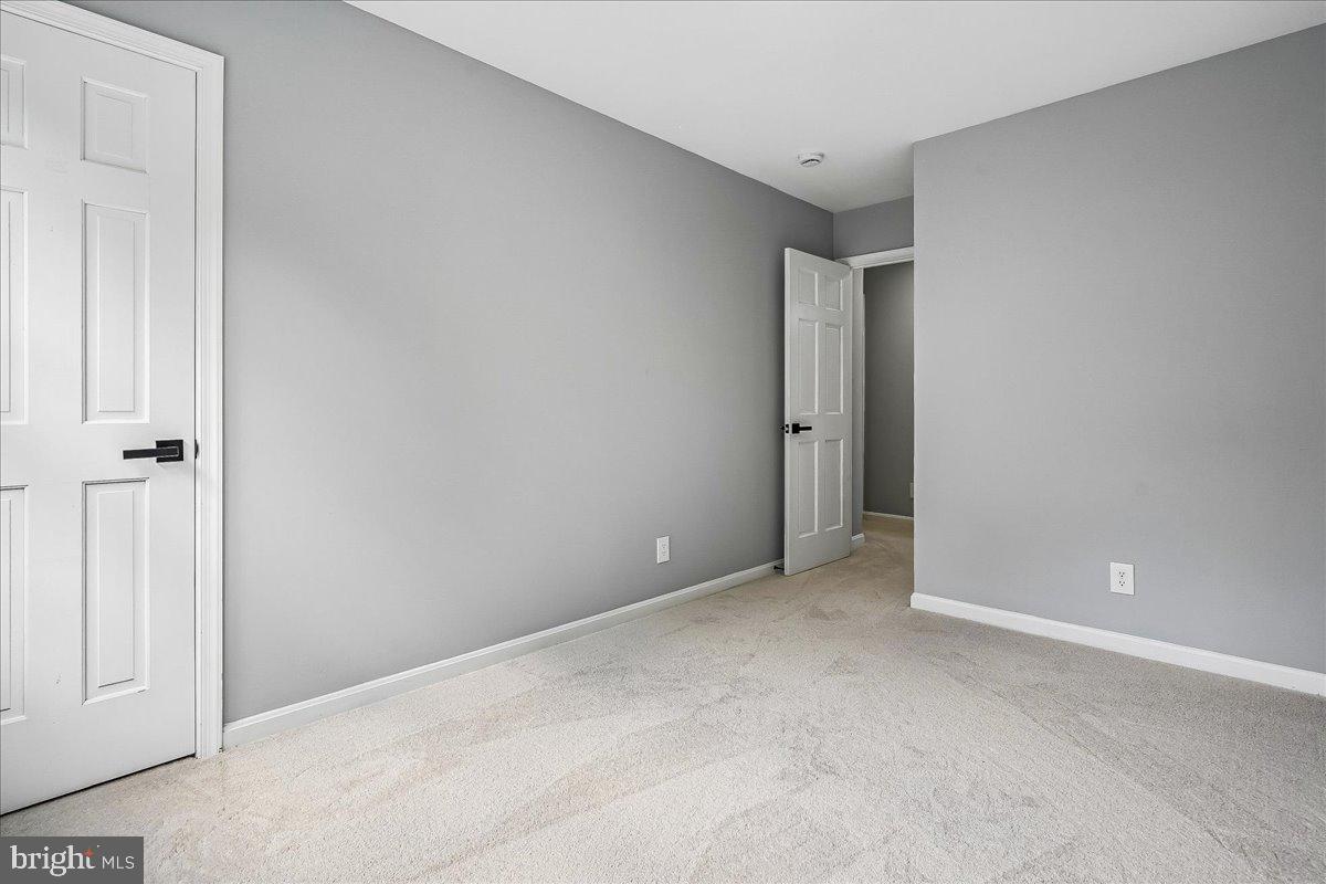 32 Kelly Way Property Photo 23