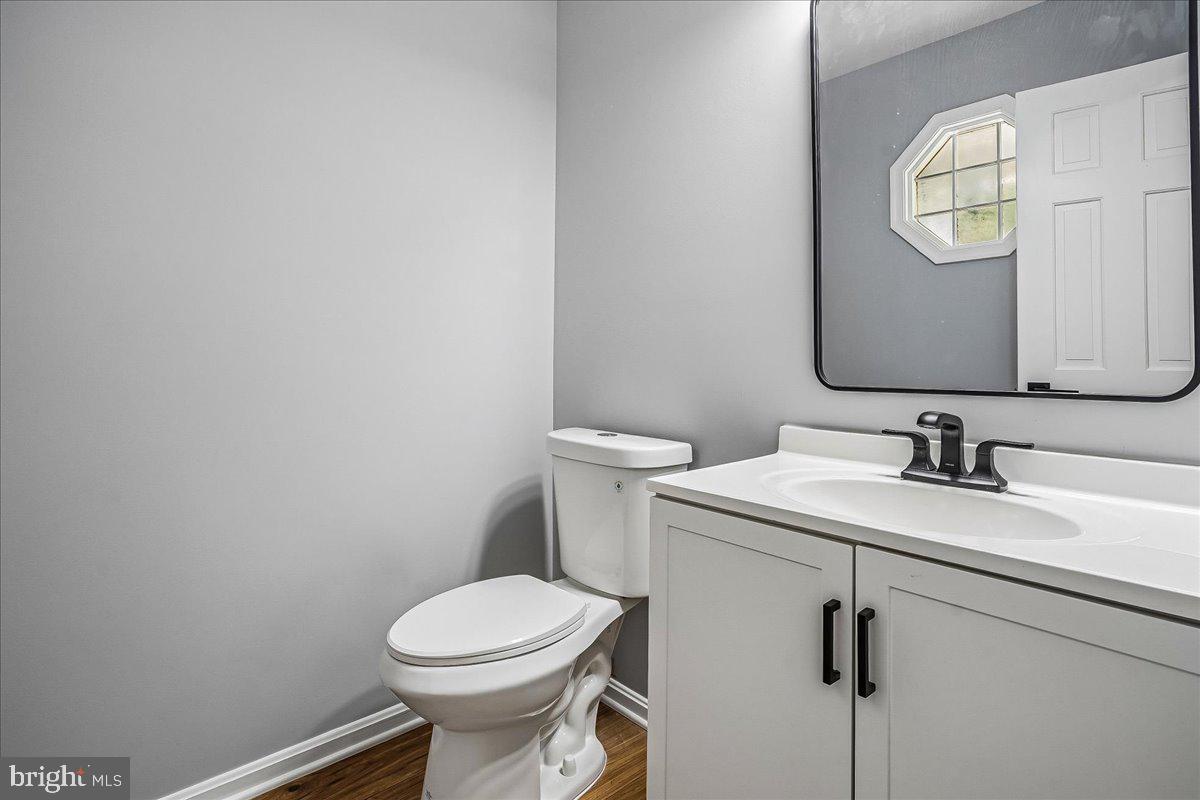 32 Kelly Way Property Photo 25