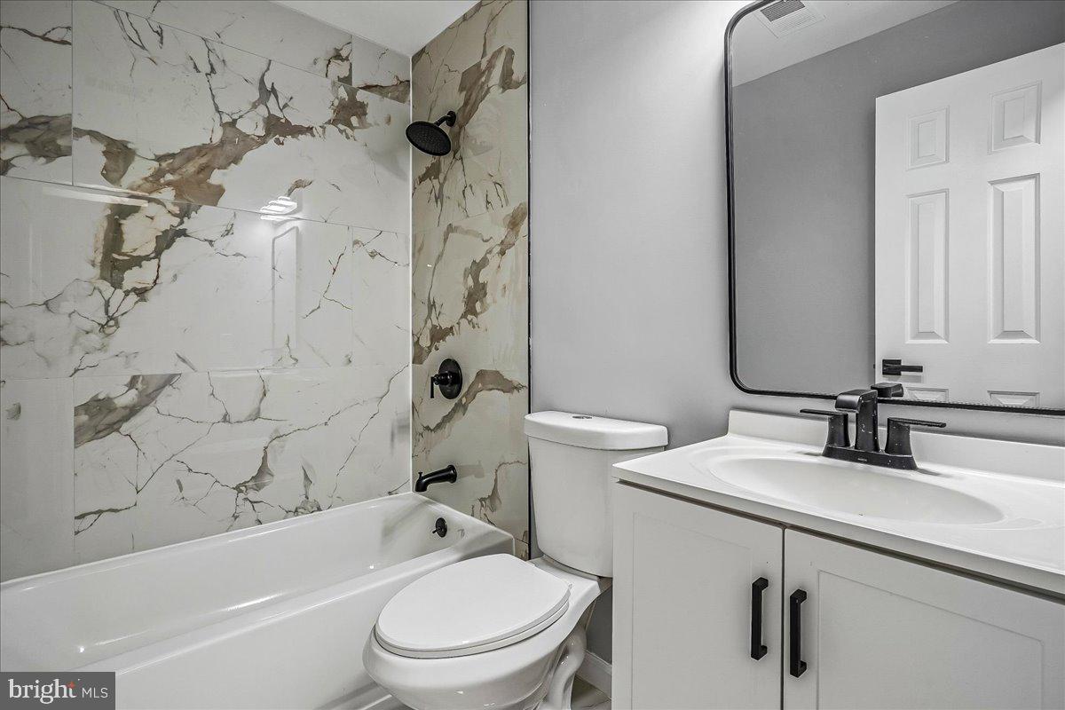 32 Kelly Way Property Photo 27