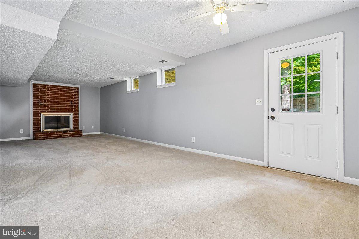 32 Kelly Way Property Photo 29