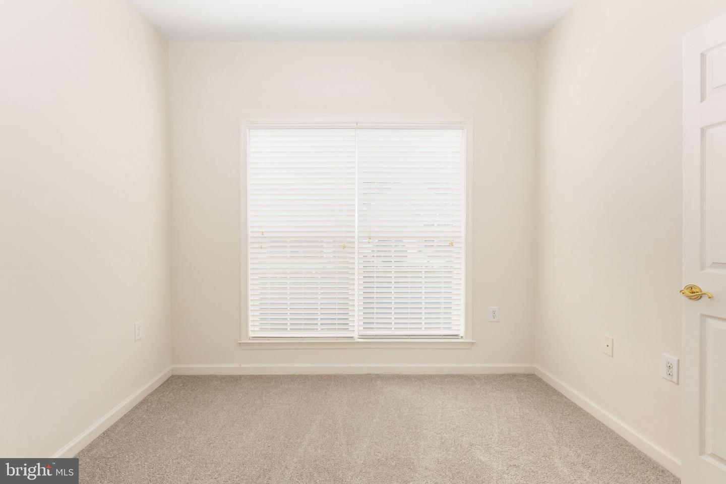7 Dayton Cir Property Photo 9