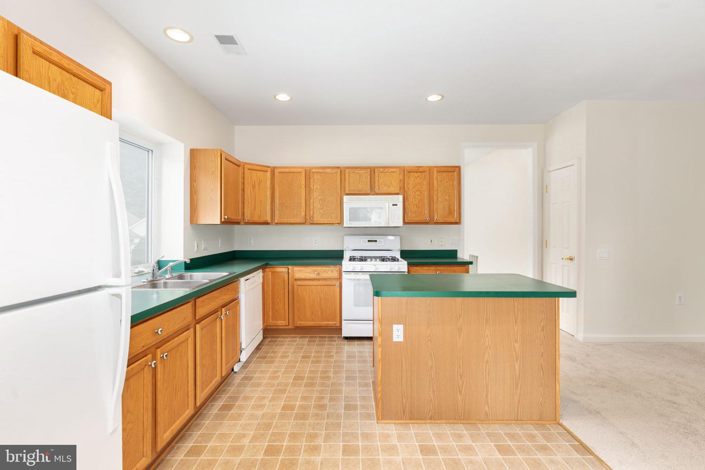 7 Dayton Cir Property Photo 13