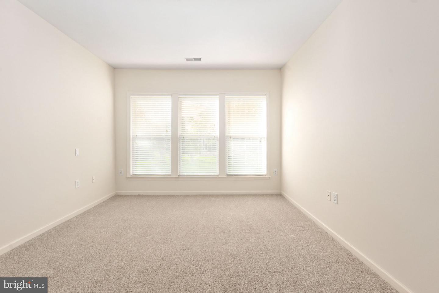 7 Dayton Cir Property Photo 27