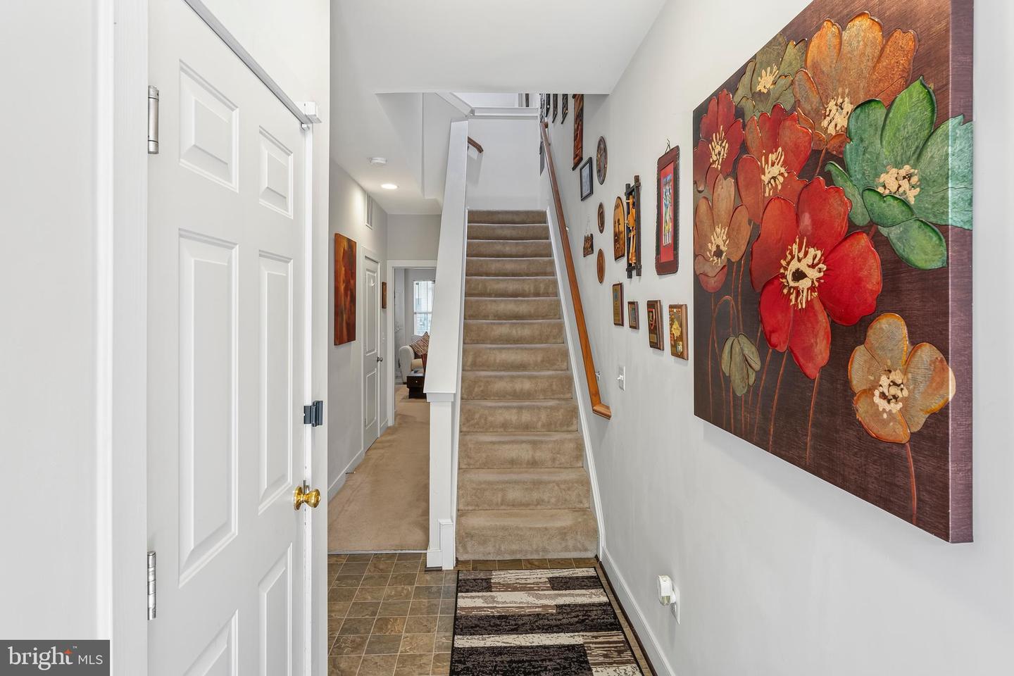 112 Shamrock Dr Property Photo 4