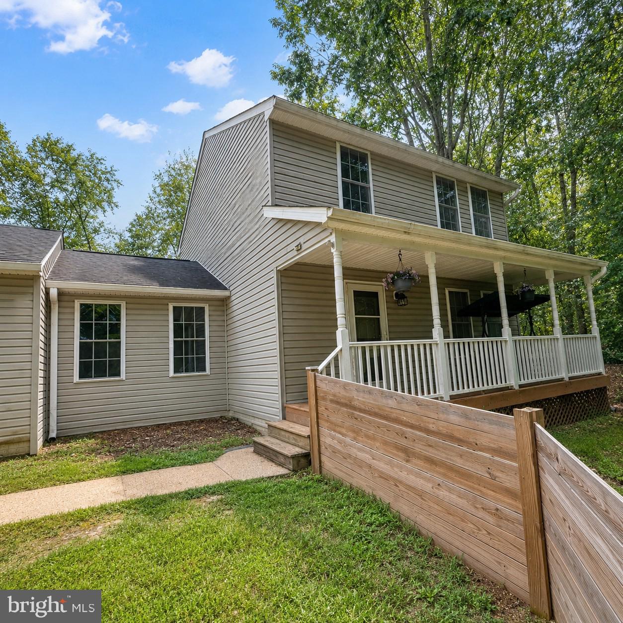 20 RASPBERRY LN Property Photo 1