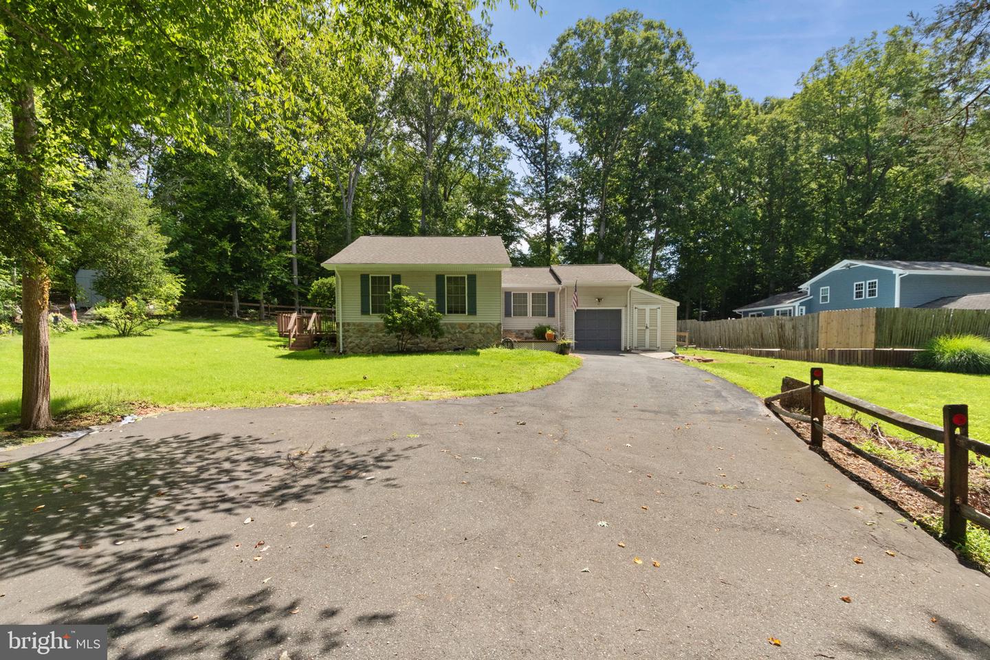45 GREENRIDGE DR Property Photo 1
