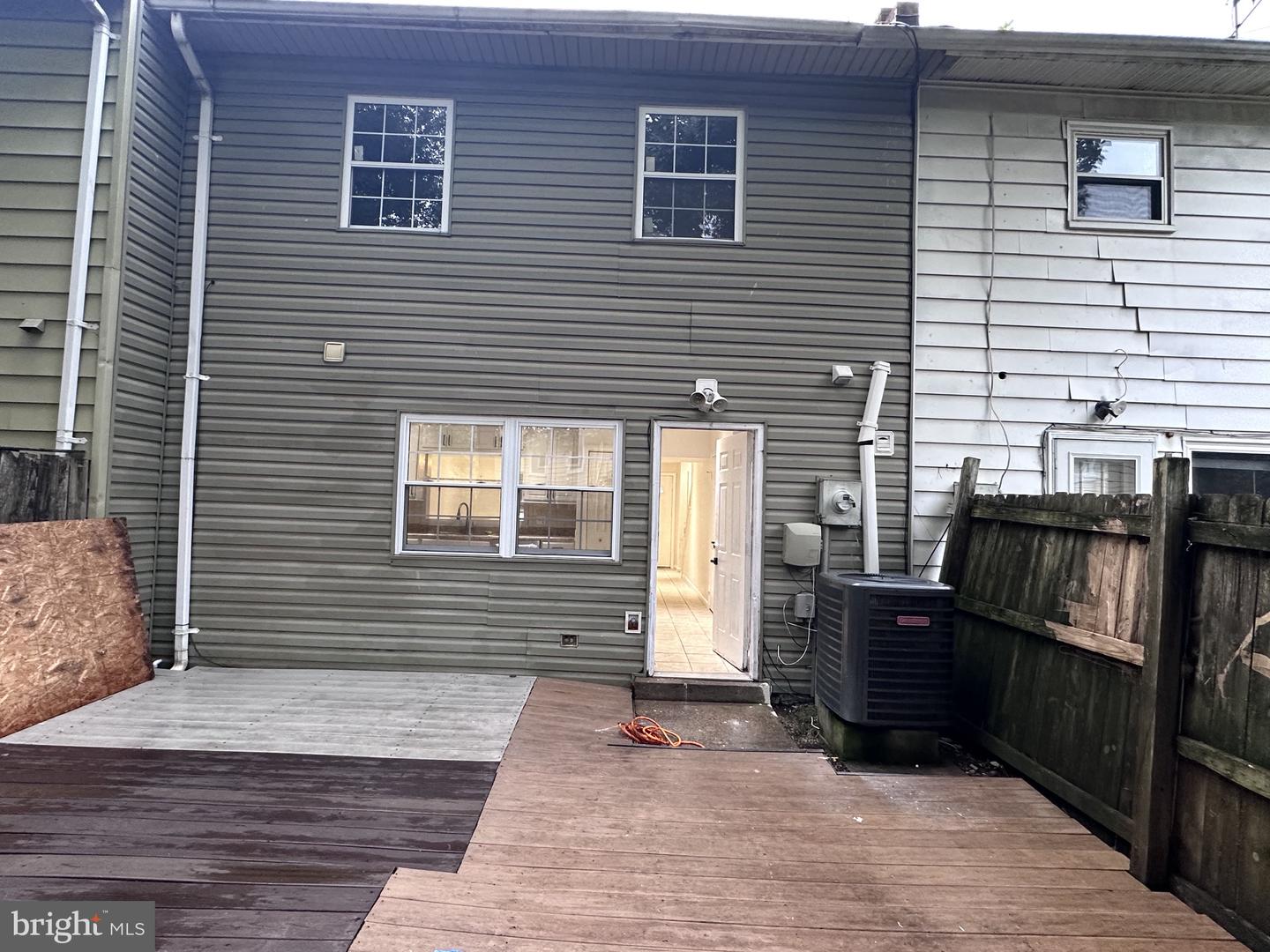 910 Anvil Rd Property Photo 18