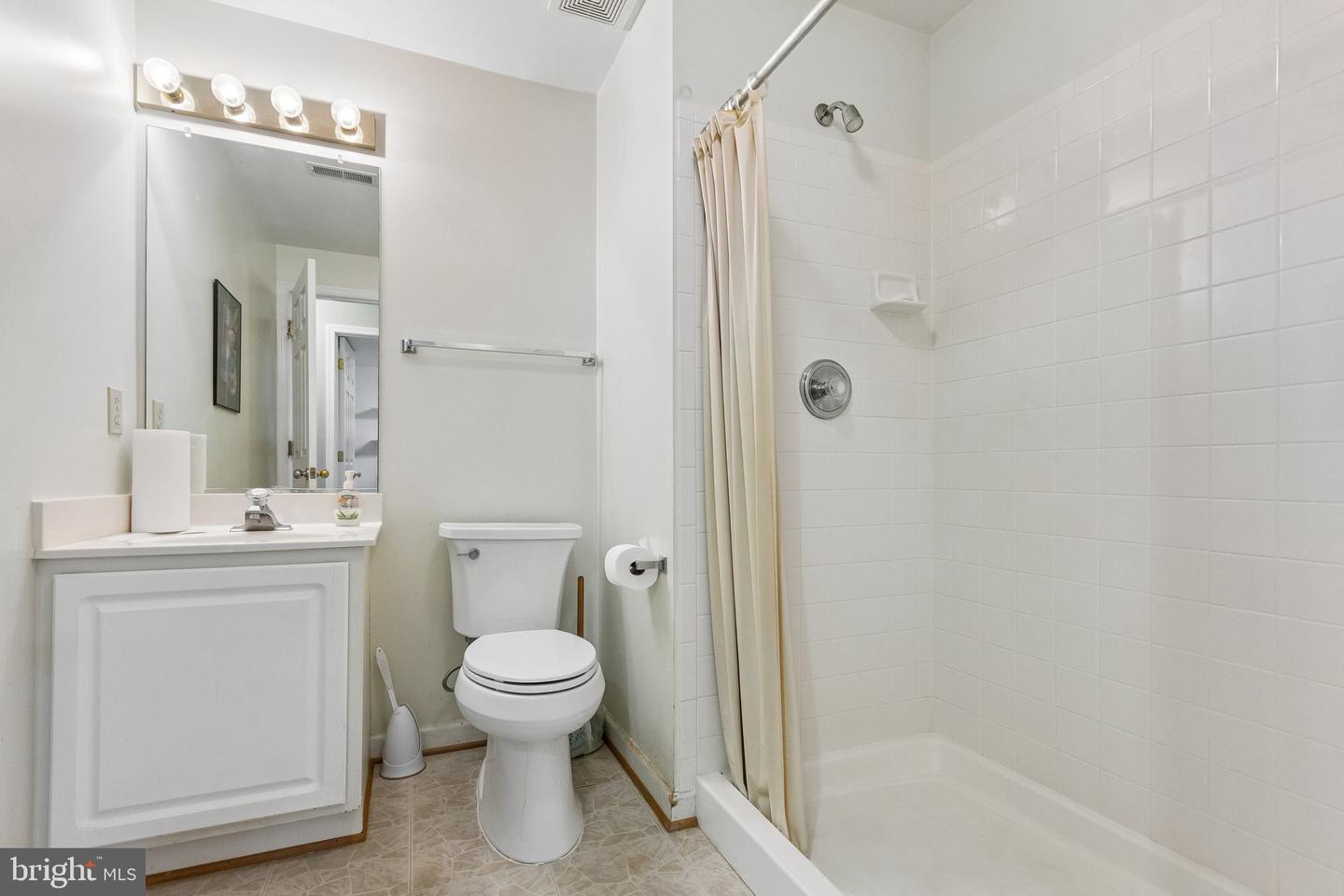 17 Brown Cir Property Photo 28