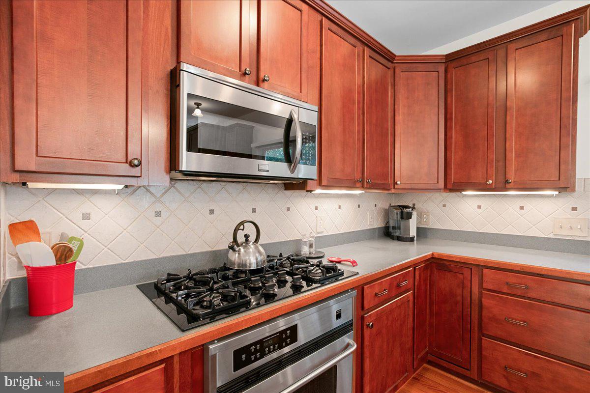 5 Beaver Ridge Rd Property Photo 8