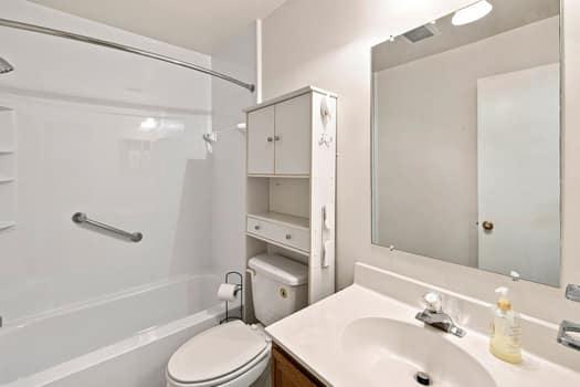 200 Dover Pl #102 Property Photo 17