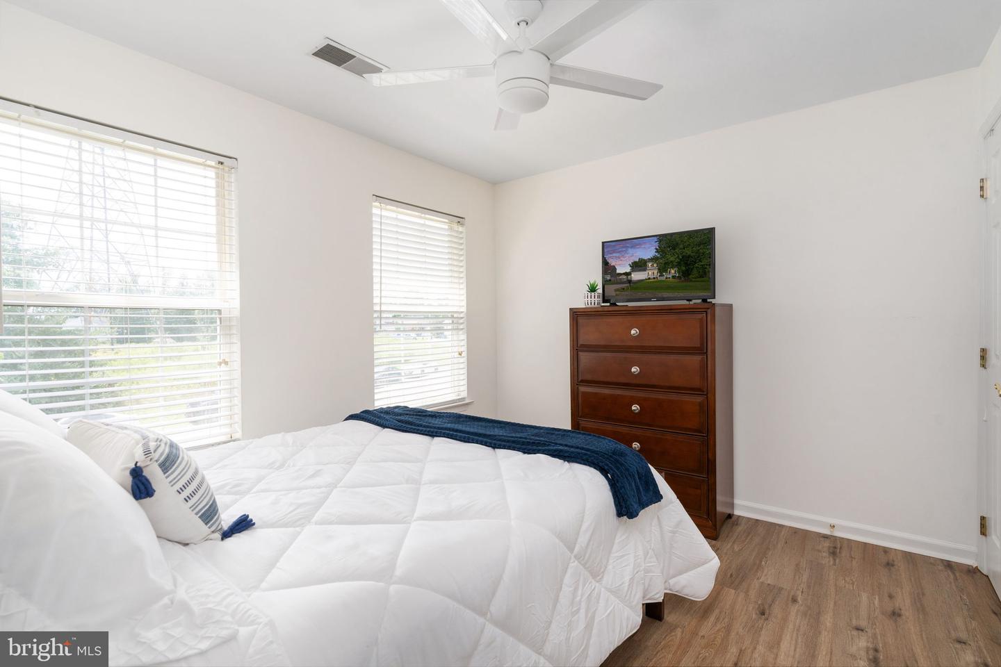 50 Barclay Ln Property Photo 23