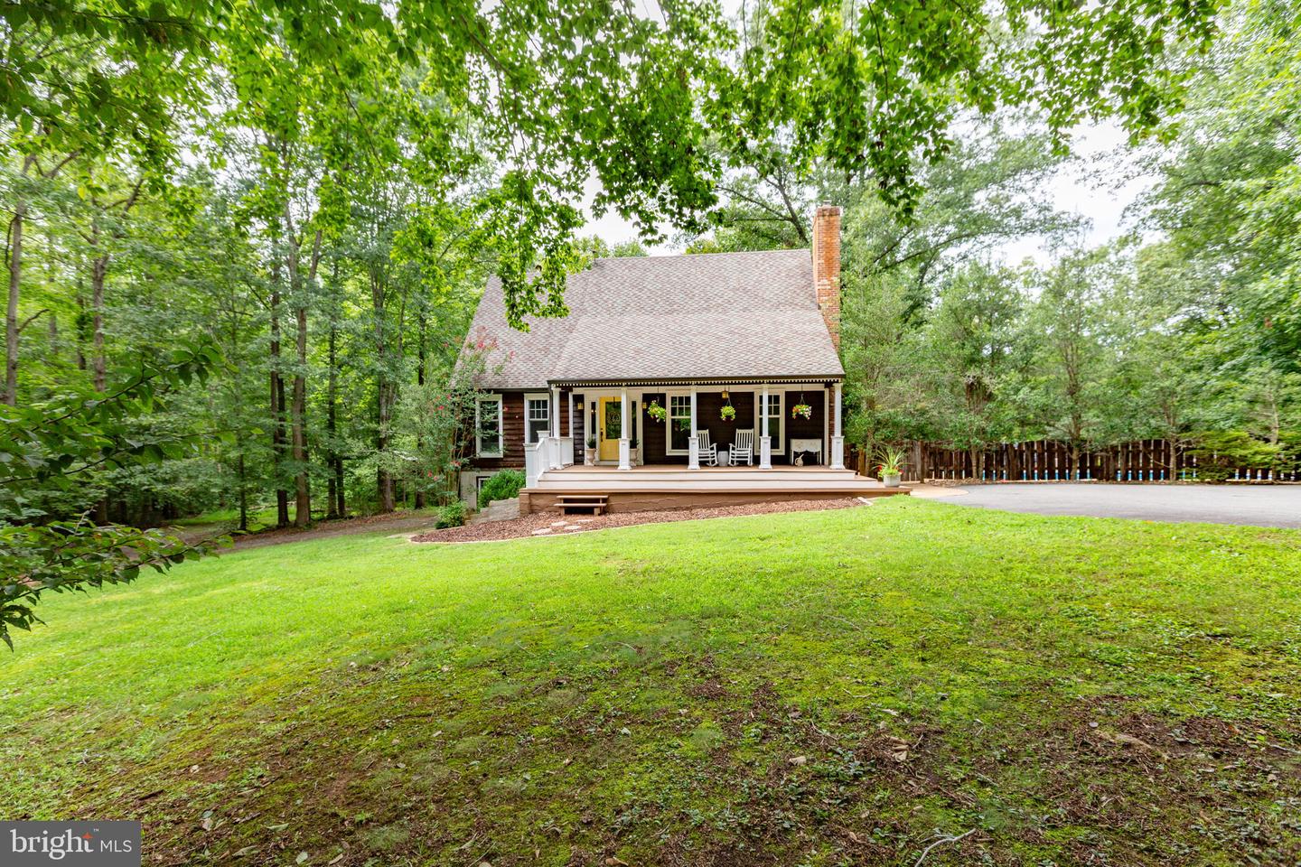 37 Koval Ln Property Photo 61