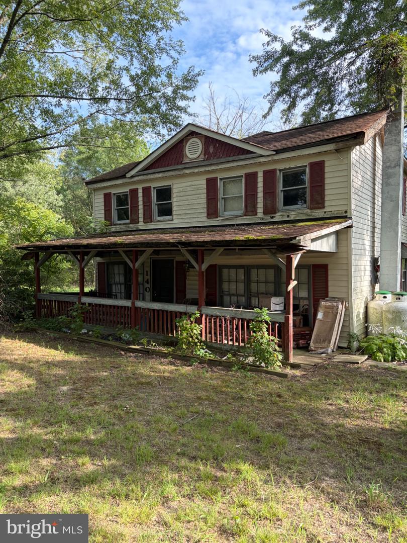 140 1st Property Photo 1