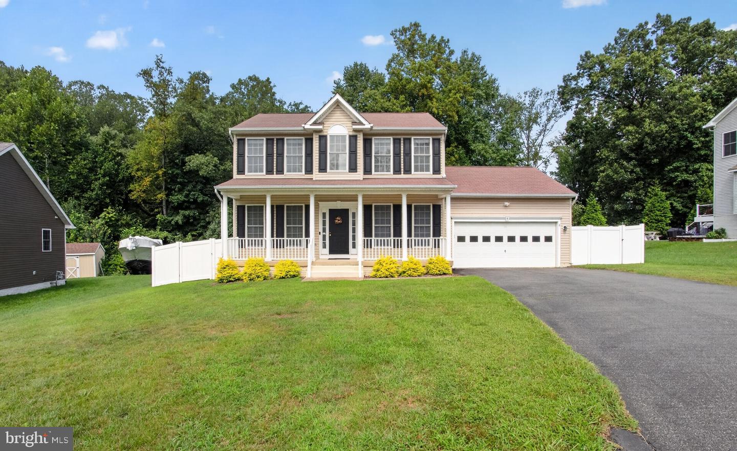 4 Prescott Ln Property Photo 1