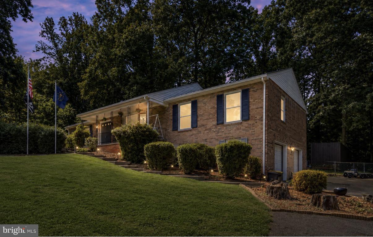 1015 Bailey Ct Property Photo 5