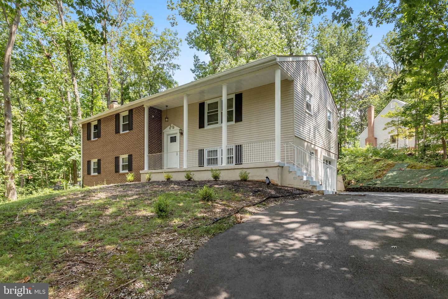 2006 MIDSHIPMAN DR Property Photo 1