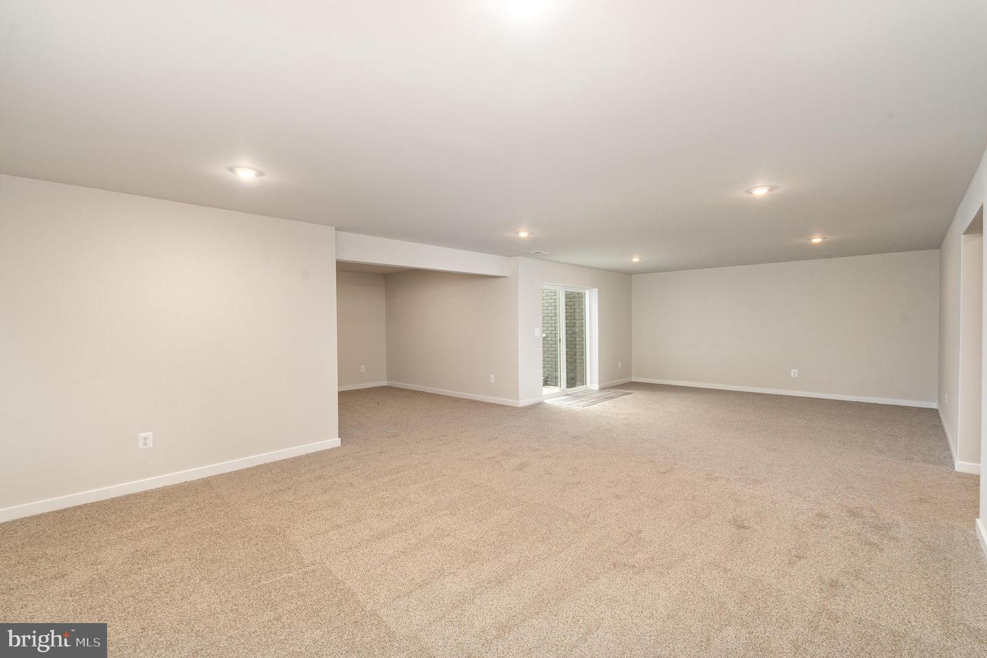 741 White Oak Rd Property Photo 50
