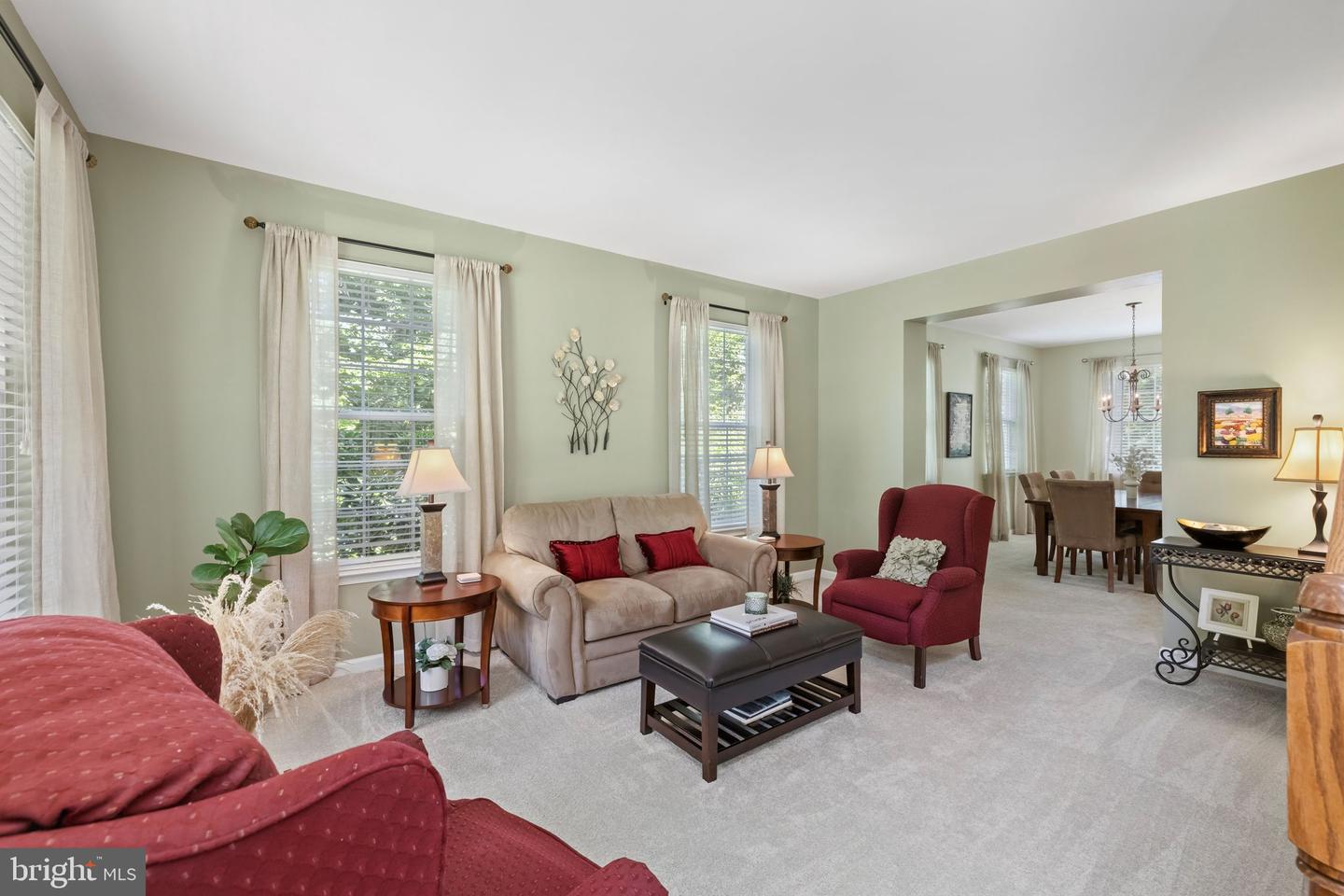 2 Janney Ln Property Photo 9