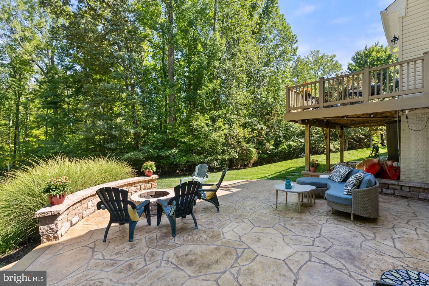 2 Janney Ln Property Photo 53
