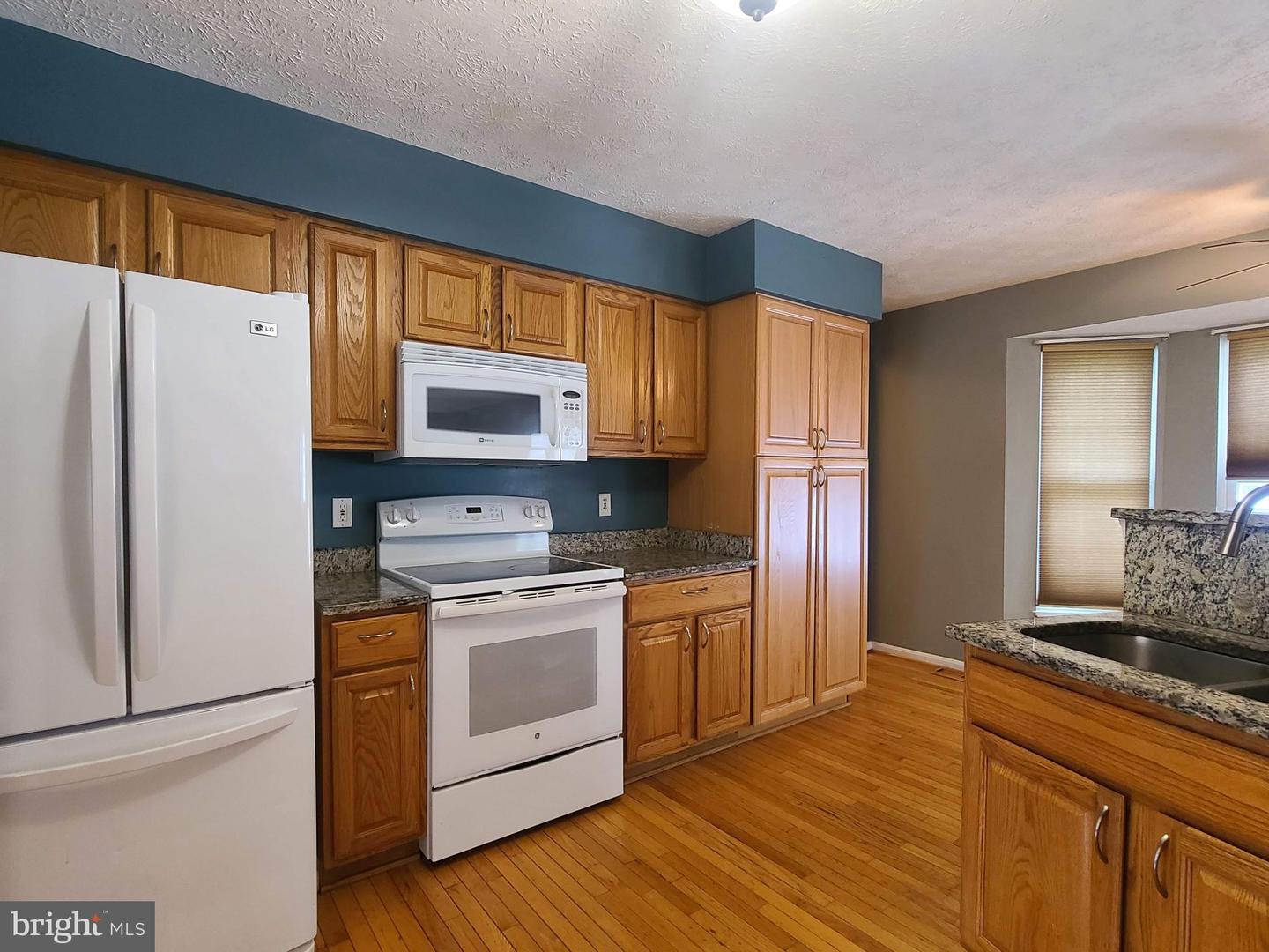 10 Lockwood Dr Property Photo 15