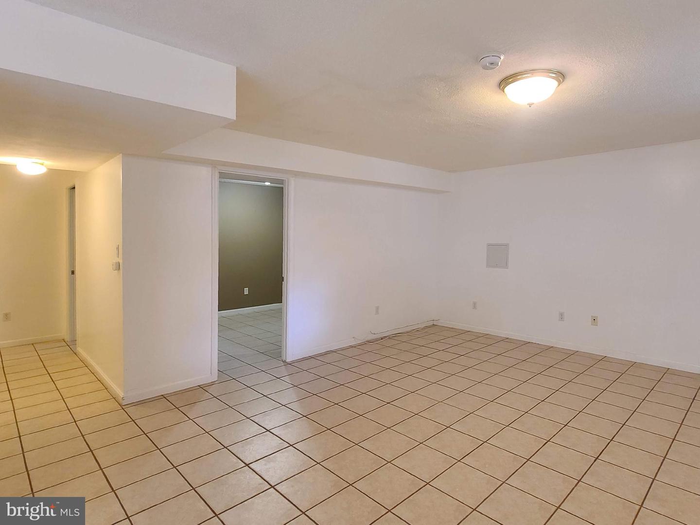 10 Lockwood Dr Property Photo 32