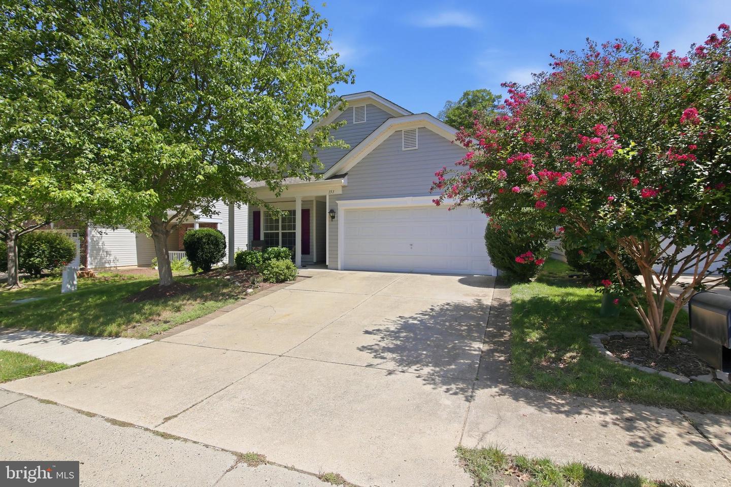 153 Smithfield Way Property Photo 1