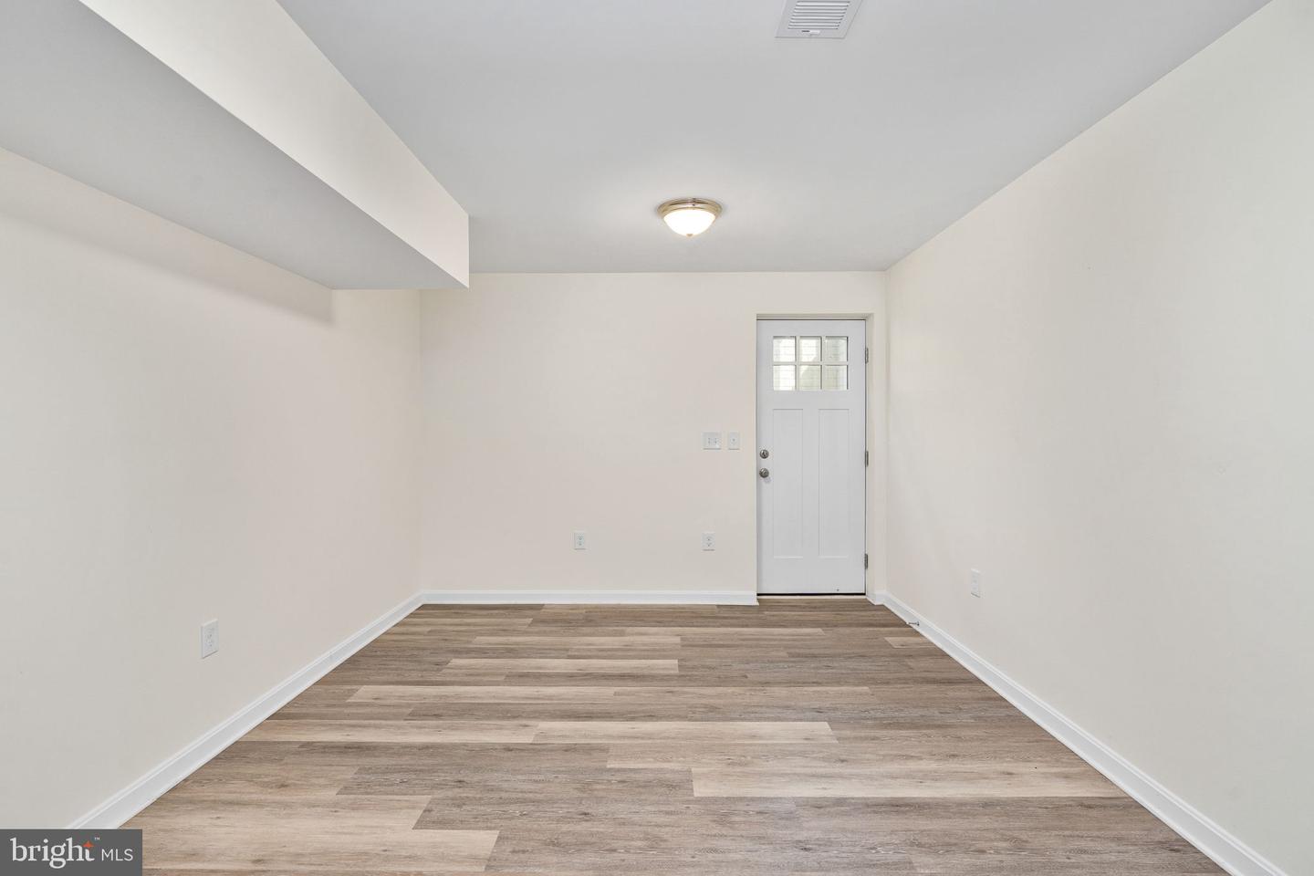 11 Prescott Ln Property Photo 36