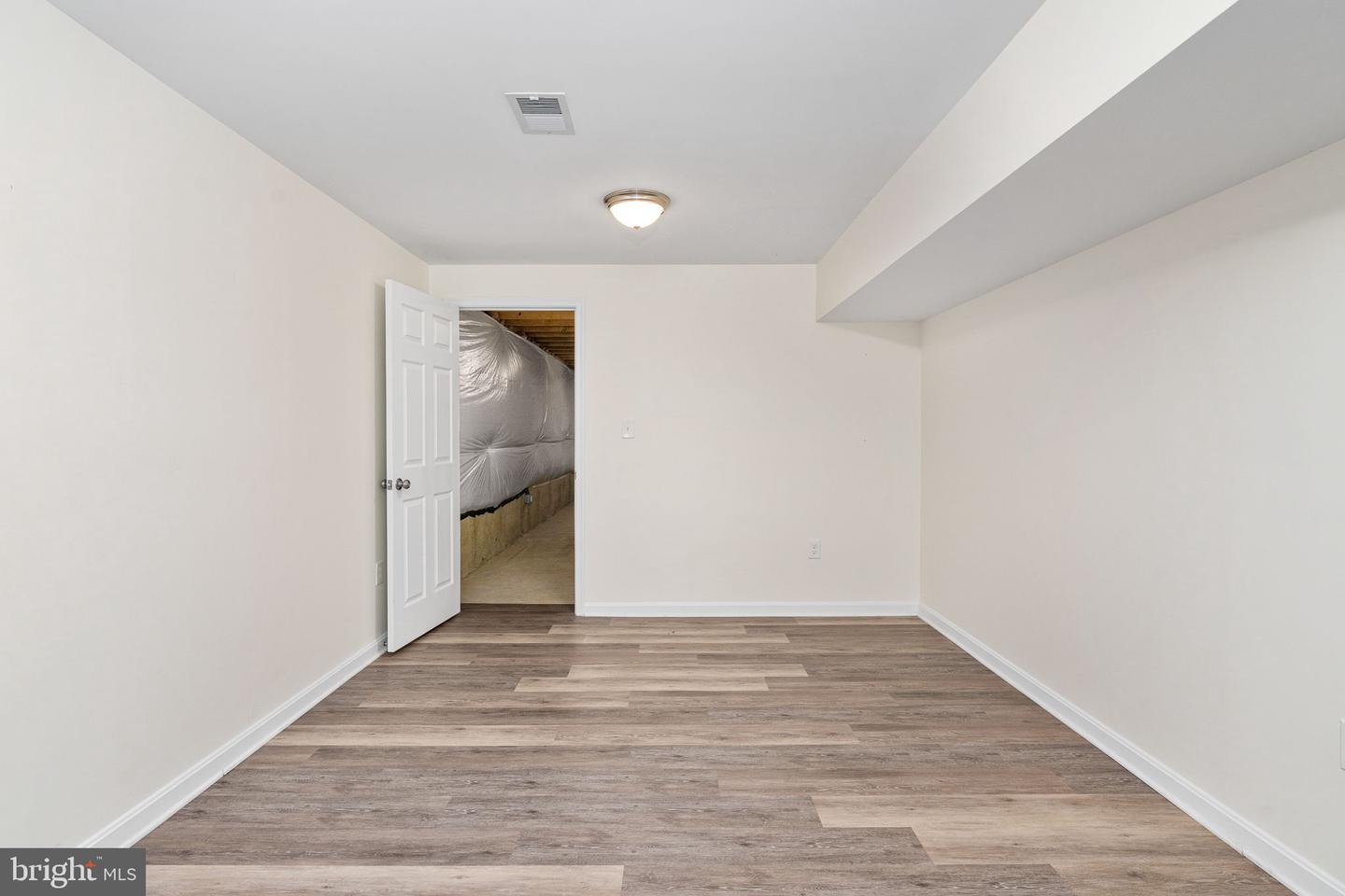 11 Prescott Ln Property Photo 37