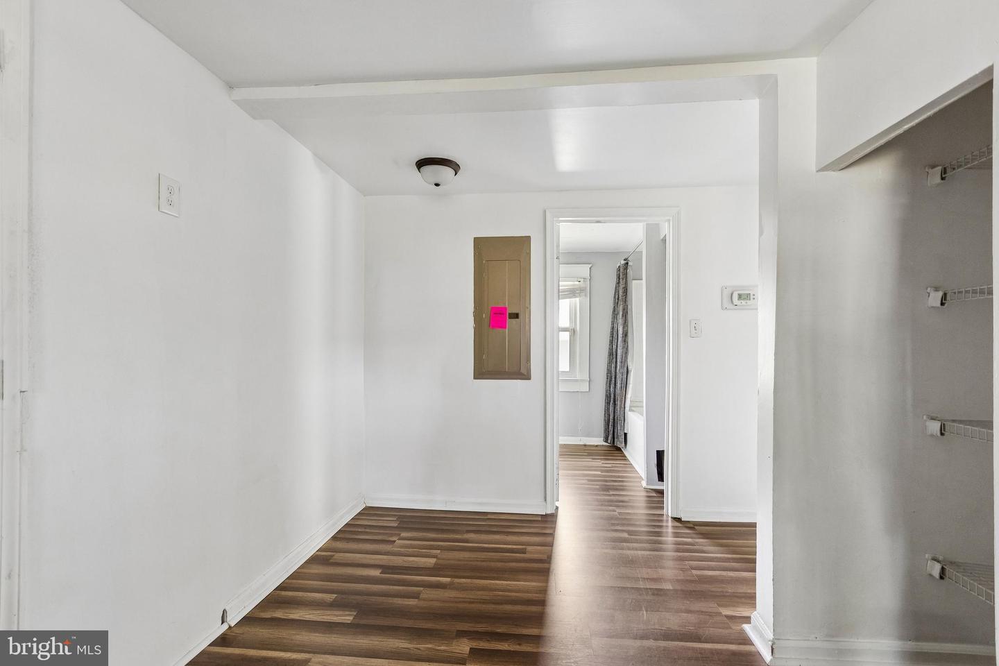 9 Kelley Rd Property Photo 3