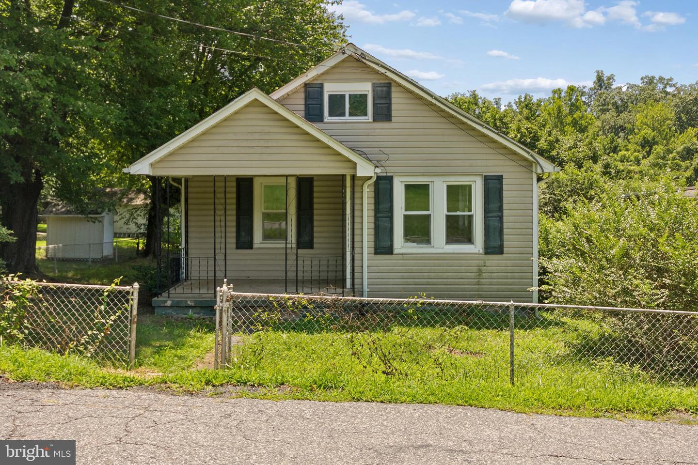 9 Kelley Rd Property Photo 12