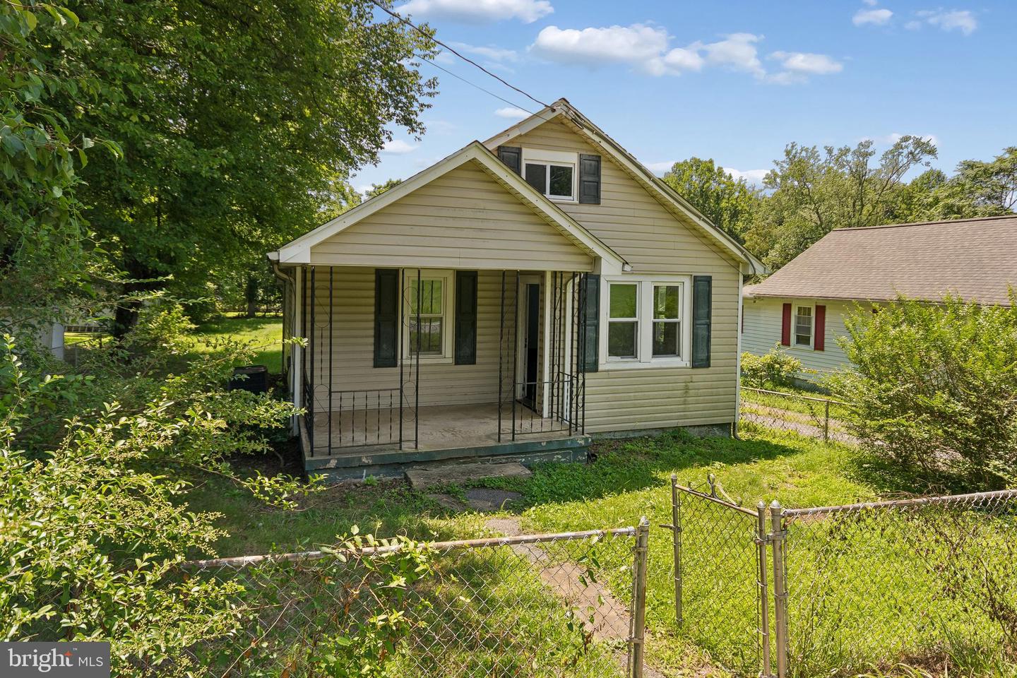 9 Kelley Rd Property Photo 13