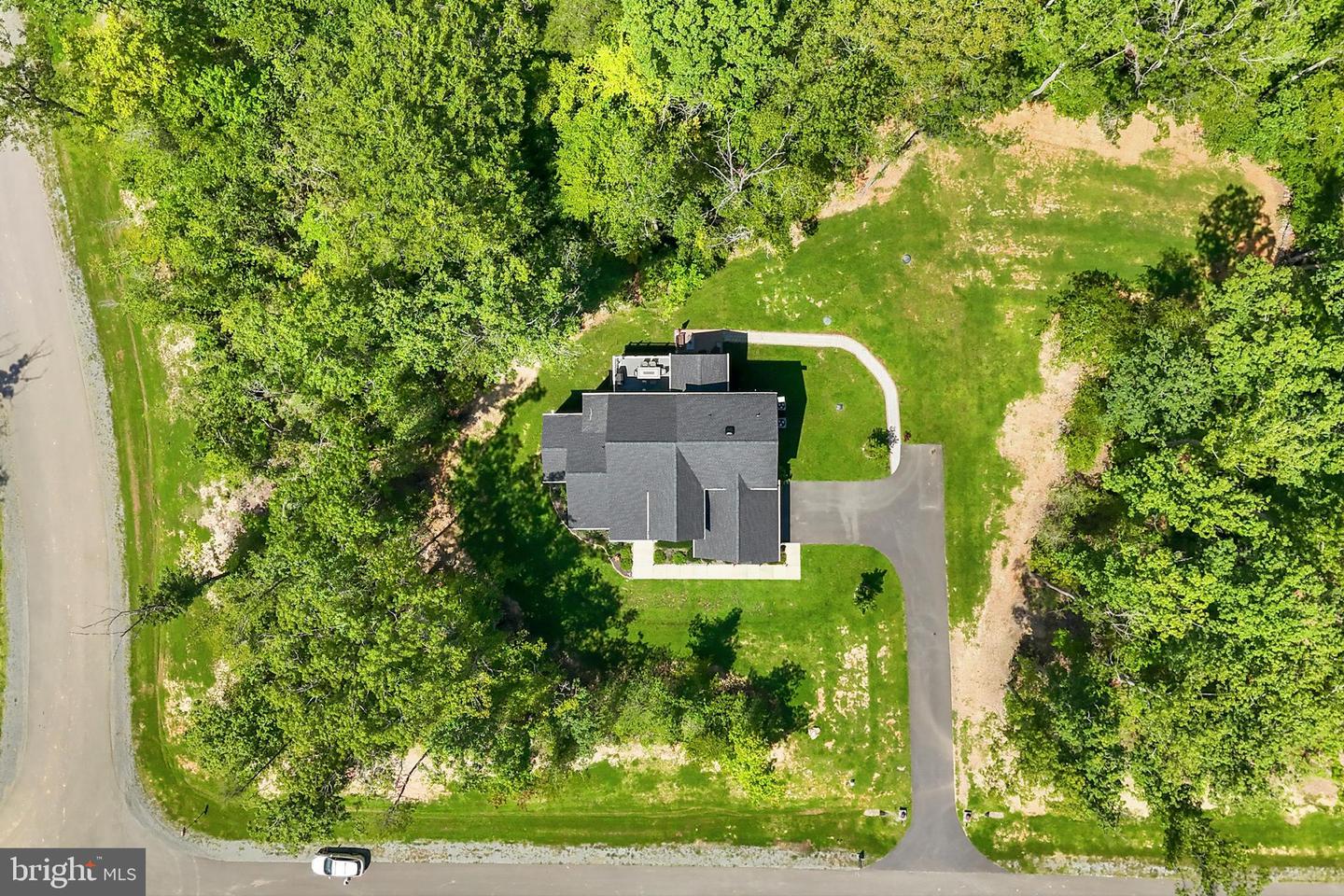 450 Wiley Ln Property Photo 10