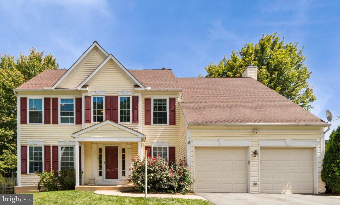 22 FRANCIS CT