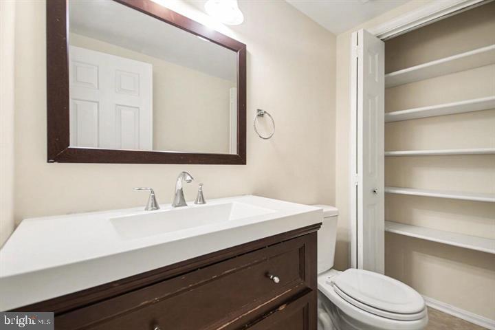 2113 Matthew Ln Property Photo 9