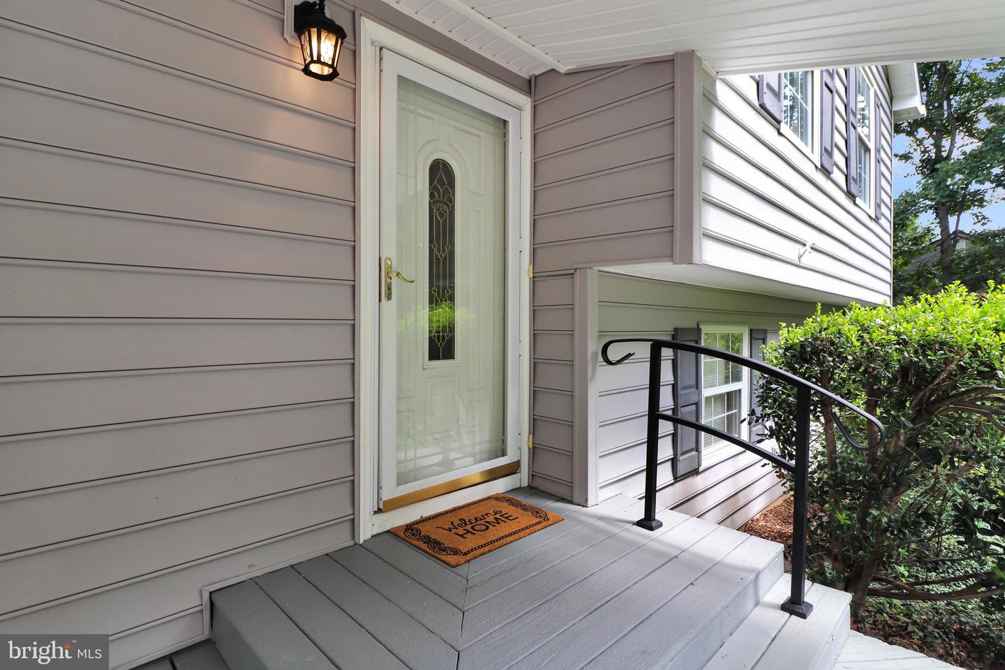 6 Craftsman Ct Property Photo 5