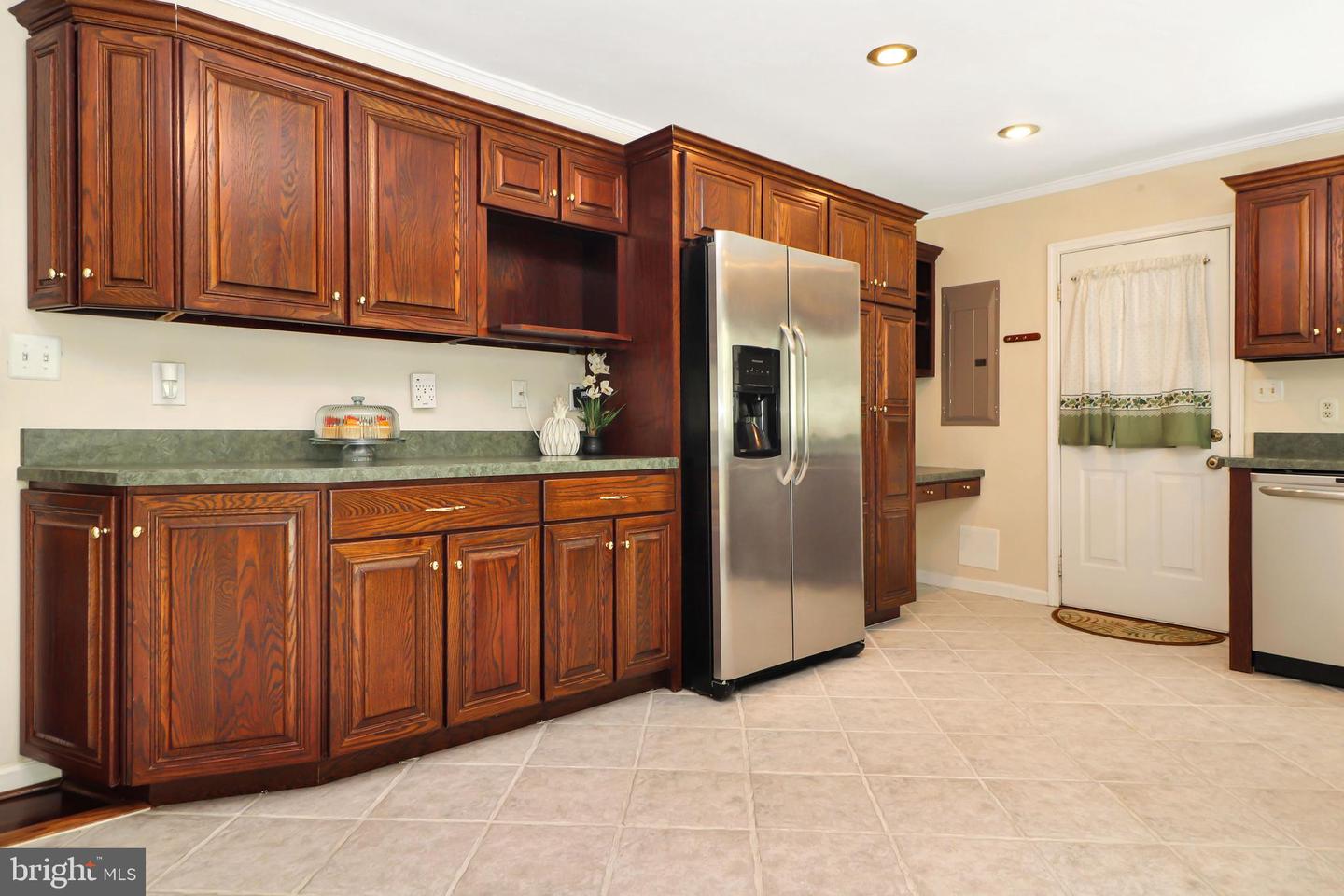 6 Craftsman Ct Property Photo 14