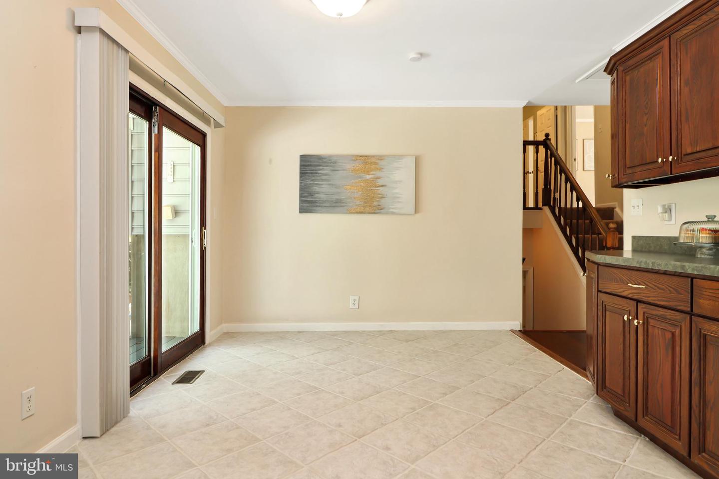 6 Craftsman Ct Property Photo 15