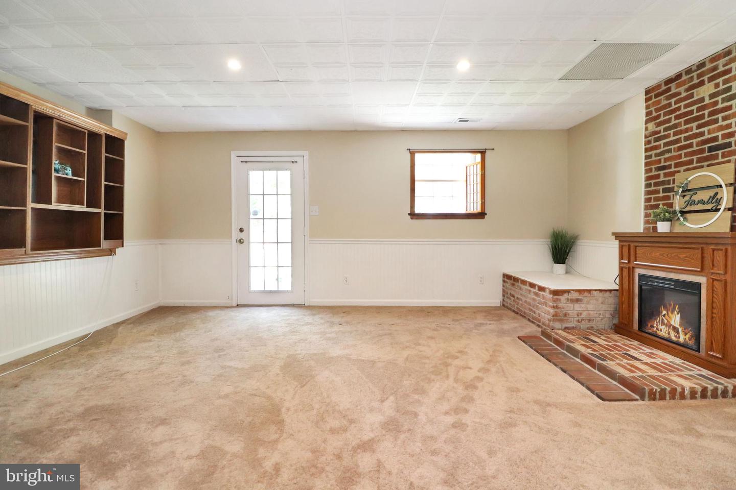 6 Craftsman Ct Property Photo 28