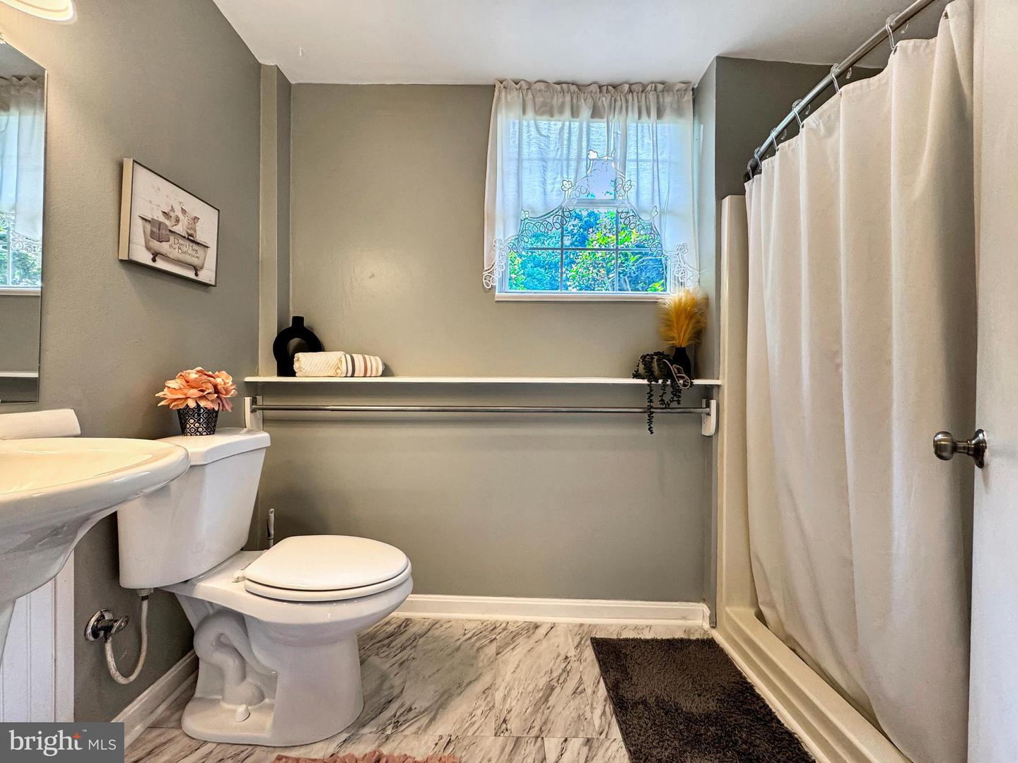 6 Craftsman Ct Property Photo 33