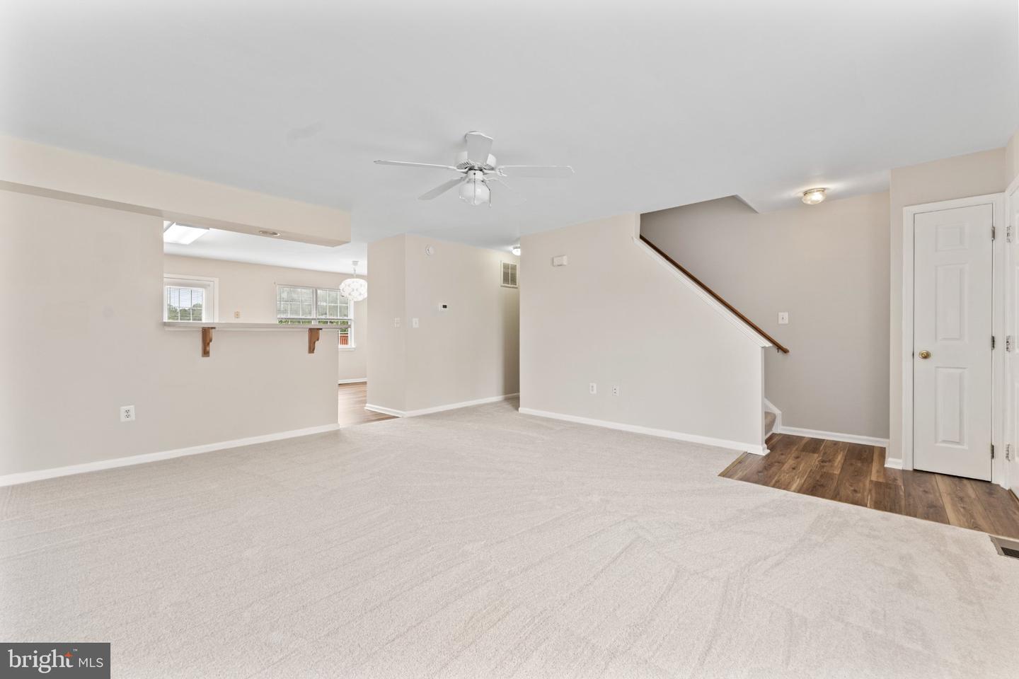 209 Ilona Ct Property Photo 4