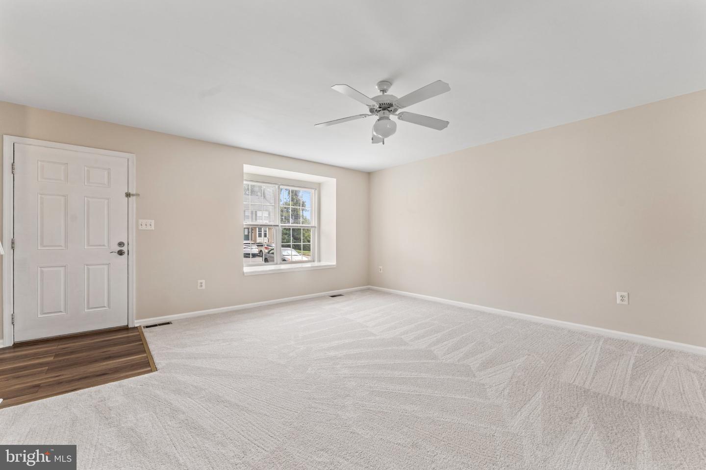 209 Ilona Ct Property Photo 6